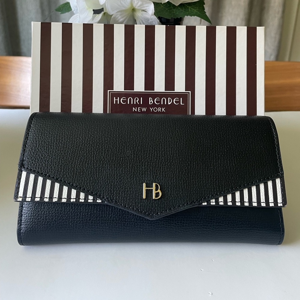 Henri Bendel Black & White Wallet